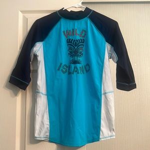 LANDS’ END Boys Rashguard